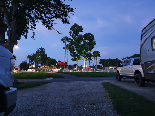 Valencia Travel Village RV Resort - Thumbnail