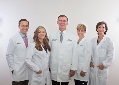 Physicians Hearing Care 400 8th St N, Naples, FL 34102