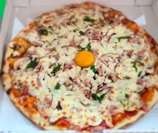 Photo 2 - REGAL PIZZA