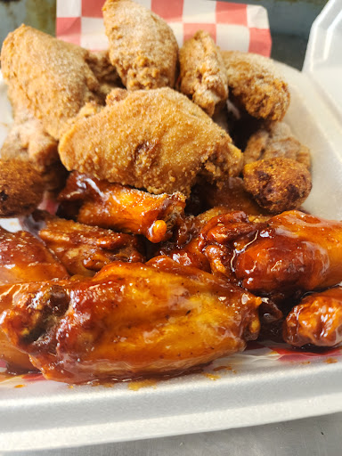 G's Wings n Things Logo