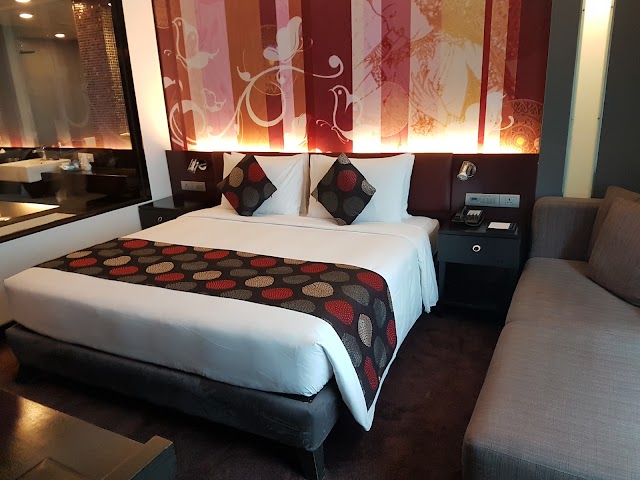 Park Plaza Bangkok Soi 18