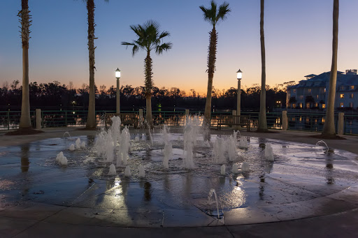 Lakeside Promenade Fountain Gallery - United States