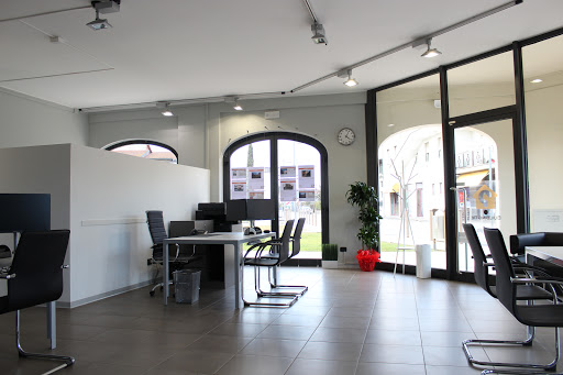 Building Re - Visual