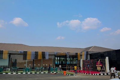 Photos of Signatures Sport Bar & Night Club