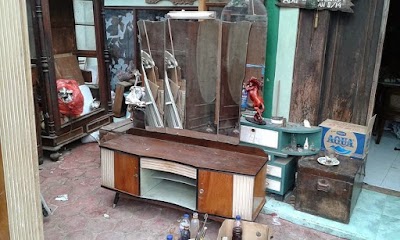 Photos of Antique Haji Sadu