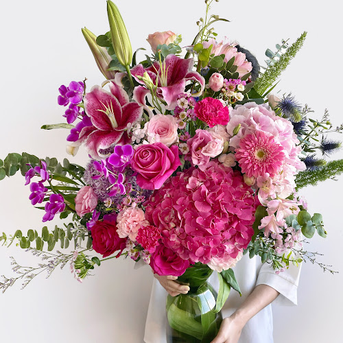 Flower Addict - Same Day Flower Delivery