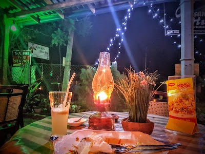 Photos of Croissant Hut