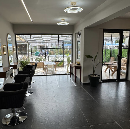 Ertuğrul Erbay Hair Studio
