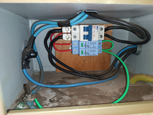 Eletricista - José Comercial e Residencial