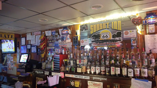 Sunset Inn Pub - Visual