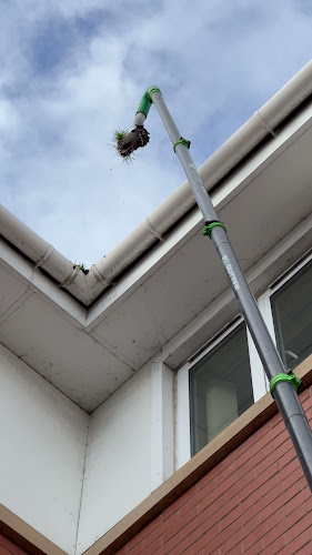 hopeguttercleaning.com
