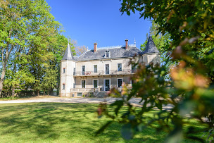 Photo n°37 de Maison d'hôtes au Château de la Villeneuve à Saint-Marcel (Chambre d'hôtes)