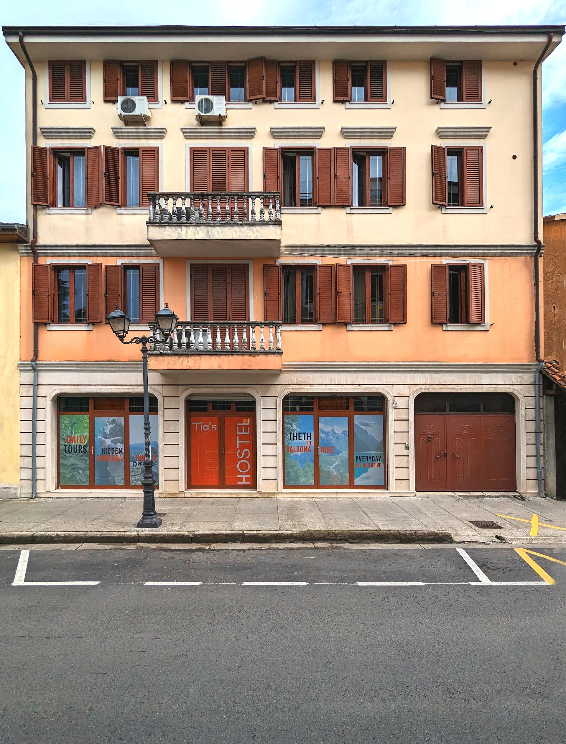 Tia's Hostel