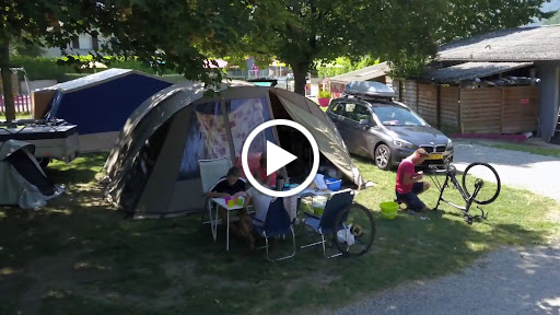 Photo de Camping Le Bois de Cornage - Grenoble - Vizille à Vizille (38220)