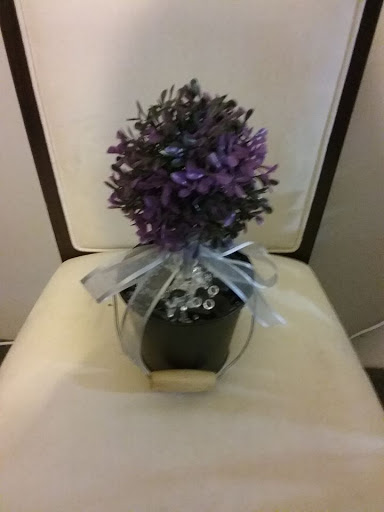 Deb's Topiaries - Thumbnail