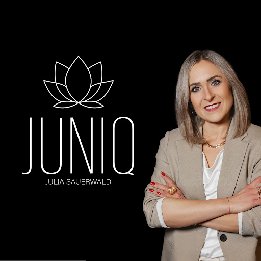 JUNIQ - Visual