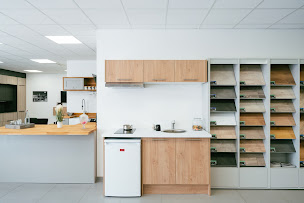 Photo n°10 de Howdens - Melun à Vaux-le-Pénil (Service de pose de parquet)