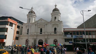 Photos of El Salto