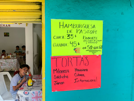 Cuernitos y Hamburguesas Internacionales - Thumbnail
