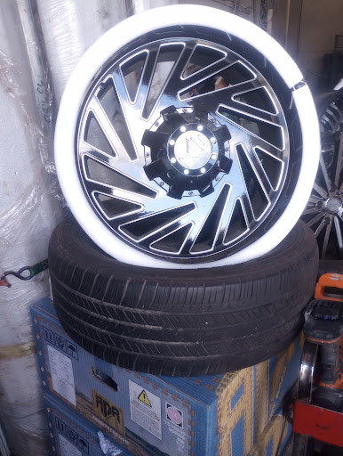 Hiway tires and twins - Thumbnail