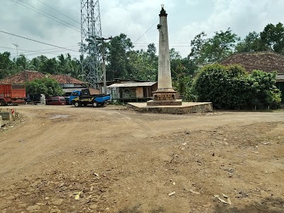 Photos of Tugu Muda Girimulyo