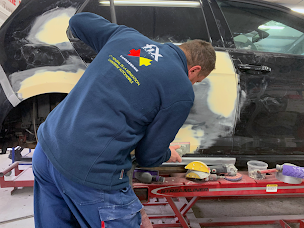 Photo n°11 de Carrosserie Fix Auto Dijon à Dijon (Garage automobile)