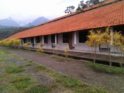 Photos of Bumi Perkemahan PUNCAK KANDANGAN
