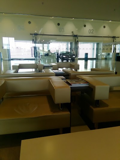Photos of Al Mulla Acura