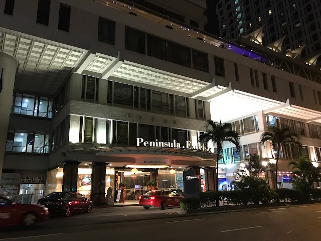 Peninsula Excelsior Hotel