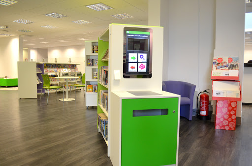 Thamesmere Library - Visual