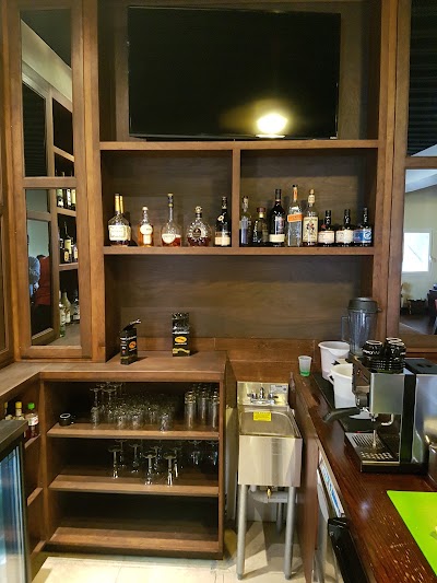 Photos of La Casa Del Habano St. Kitts
