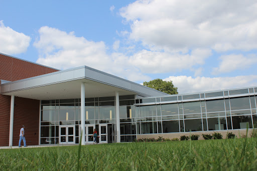 Thomas Middle School - Visual