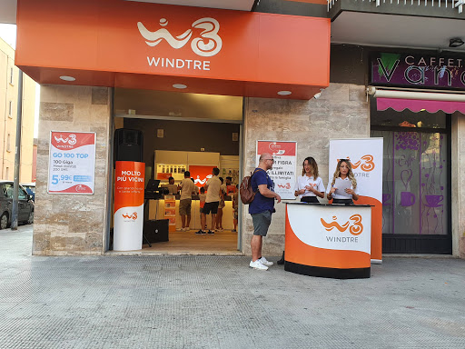 WINDTRE Barletta Via Canosa