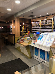 Photo n°15 de Tabac Bar Café Loto Cigarettes électroniques La Belle de Mai à Saint-Seurin-sur-l'Isle (Boutique de cigarettes électroniques)