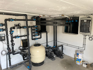 Photo n°2 de CHEVALIER à Le Cannet (Piscine)