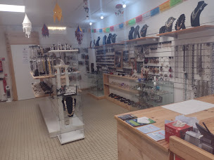 Photo n°3 de Kapada à Saint-Amans-Soult (Magasin de vêtements pour jeunes)