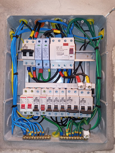 Eletricista residencial jr