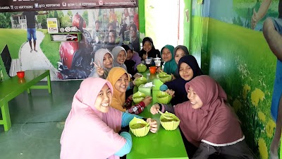 Photos of Kios Es Buto Cakil