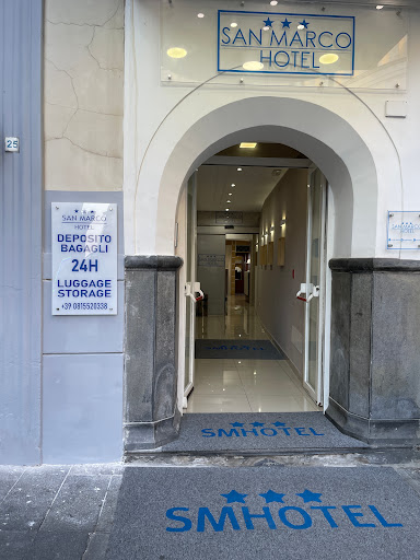 Luggage Storage Municipio Napoli