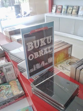 Bukupedia, Author: Bukupedia