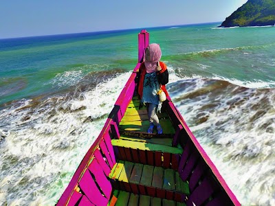Photos of Pantai Watu Bale Kebumen