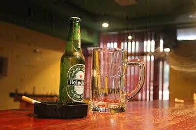 bar