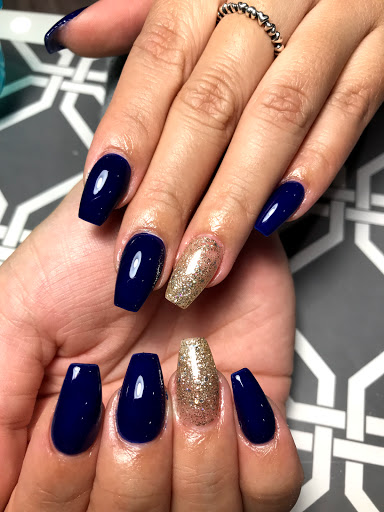 Julie's Nail Spa - Thumbnail