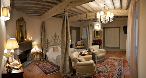 The Court of Ambra B & B Luxury in Cortona - Thumbnail