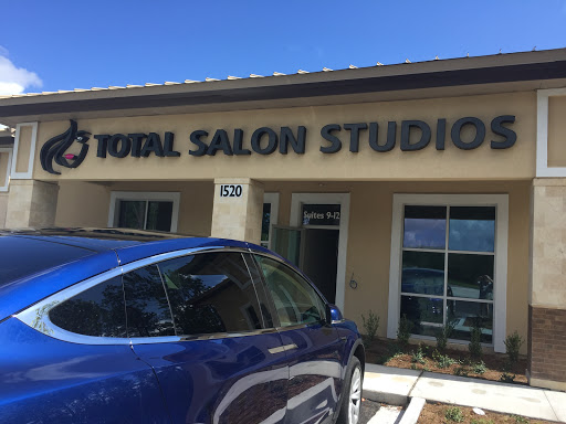 TOTAL SALON Studios - Visual