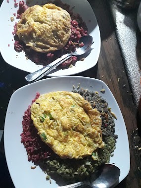 Nasi Goreng Warna Warni Ijo Thole, Author: Yanti Hidayati