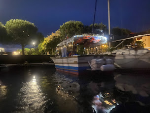 Photo n°19 de CAPEOLE Yachting Company Balades et Promenades en Mer La Rochelle à La Rochelle (Agence d'excursions en bateau)