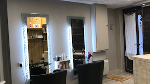 Photo n°1 de EVISA à Ver-sur-Mer (Salon de coiffure)