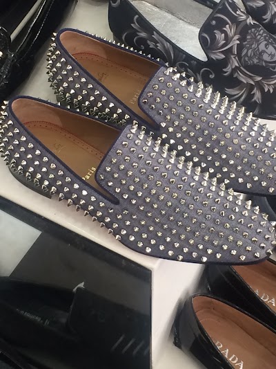 Photos of Lassgee Collections