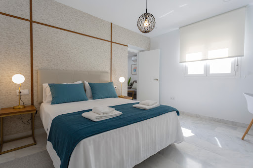 Cadiz4Rentals Holiday rental - Thumbnail